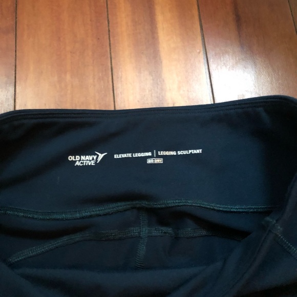 MOVING SALE OLD NAVY - TEAL- HIGH WAIST-GO DRY- LEGGINGS - Picture 2 of 4